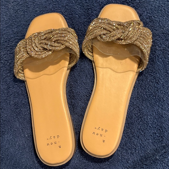 A New Day Gold Knot Slide Sandals - Picture 6 of 6